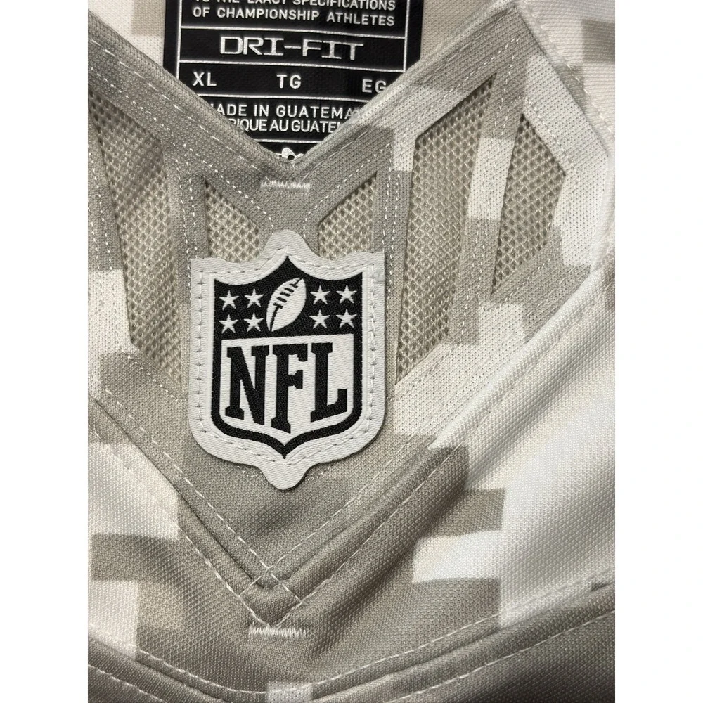 Nike Salute to Service Tennessee Titans Jersey Men's XL Digital Camo #98 Simmons